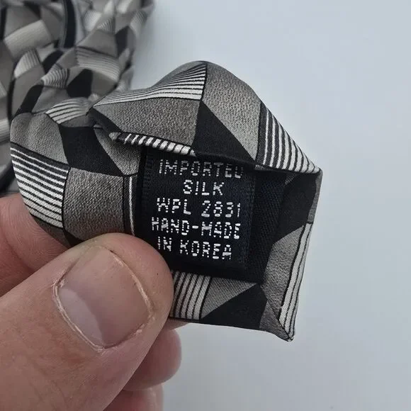 Zylos George Machado Necktie Gray Geometric Square Silk 58 X 4in Vintage - Picture 6 of 6